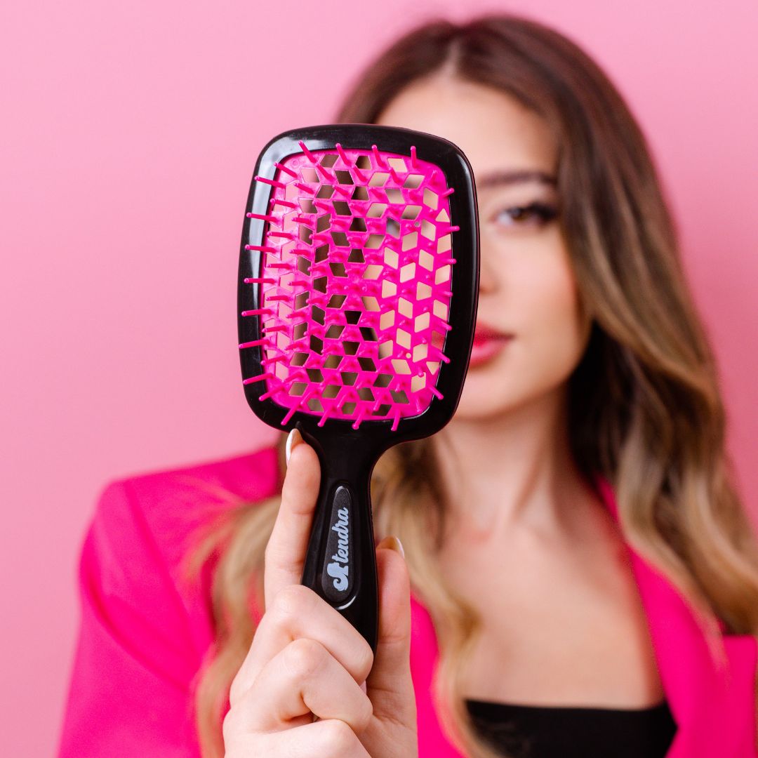 Tendra™ Detangling Hair Brush