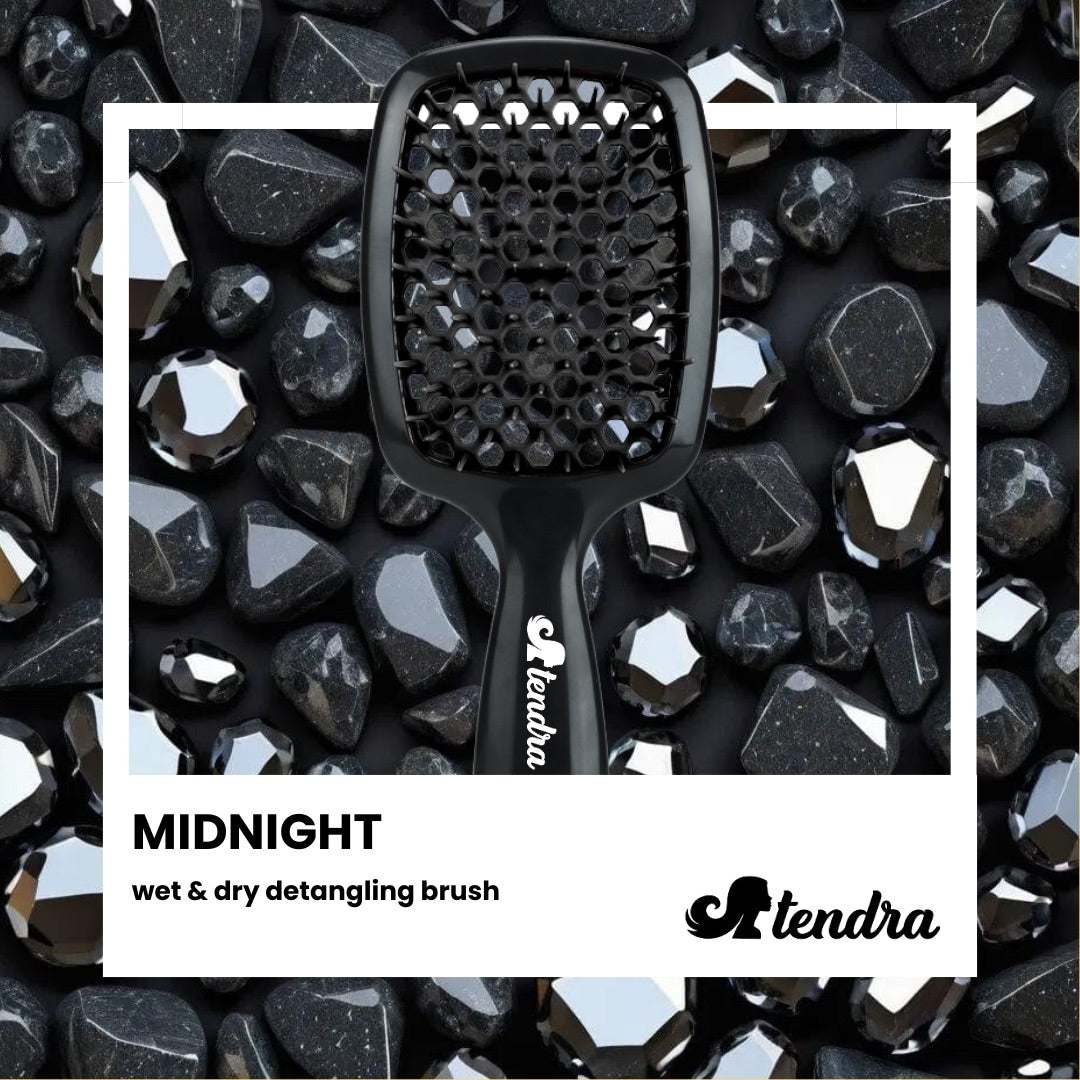 Tendra™ Detangling Brush